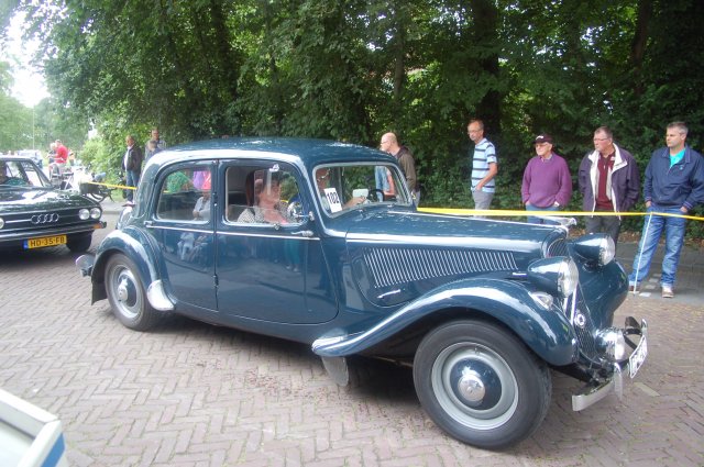 230